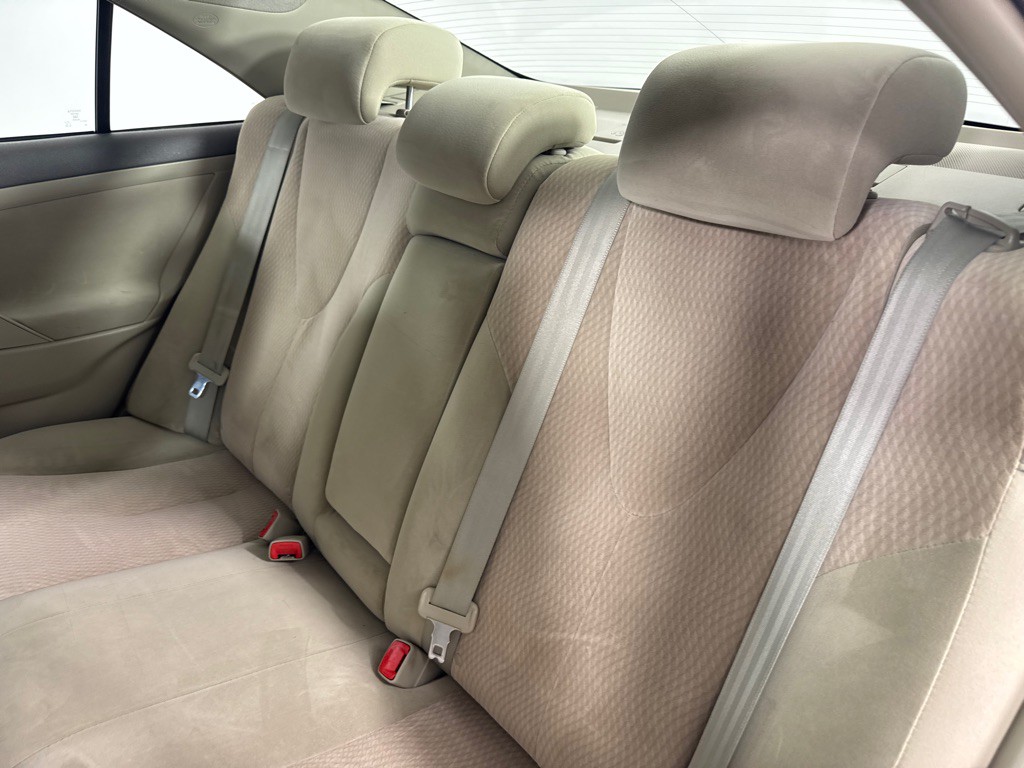 2011 Toyota Camry Image 20