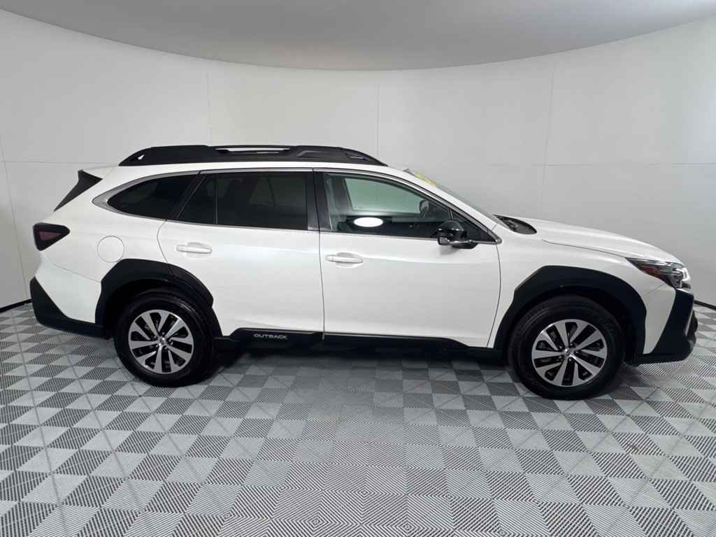 2023 Subaru Outback Image 4