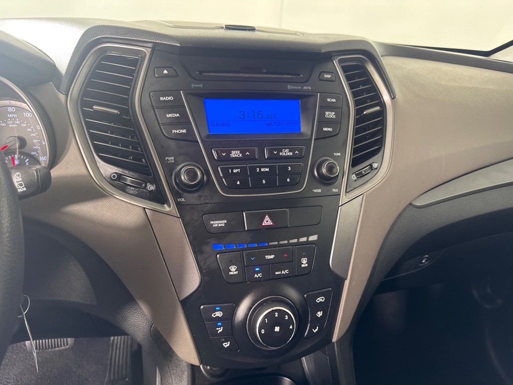 2015 Hyundai Santa Fe Sport Image 17