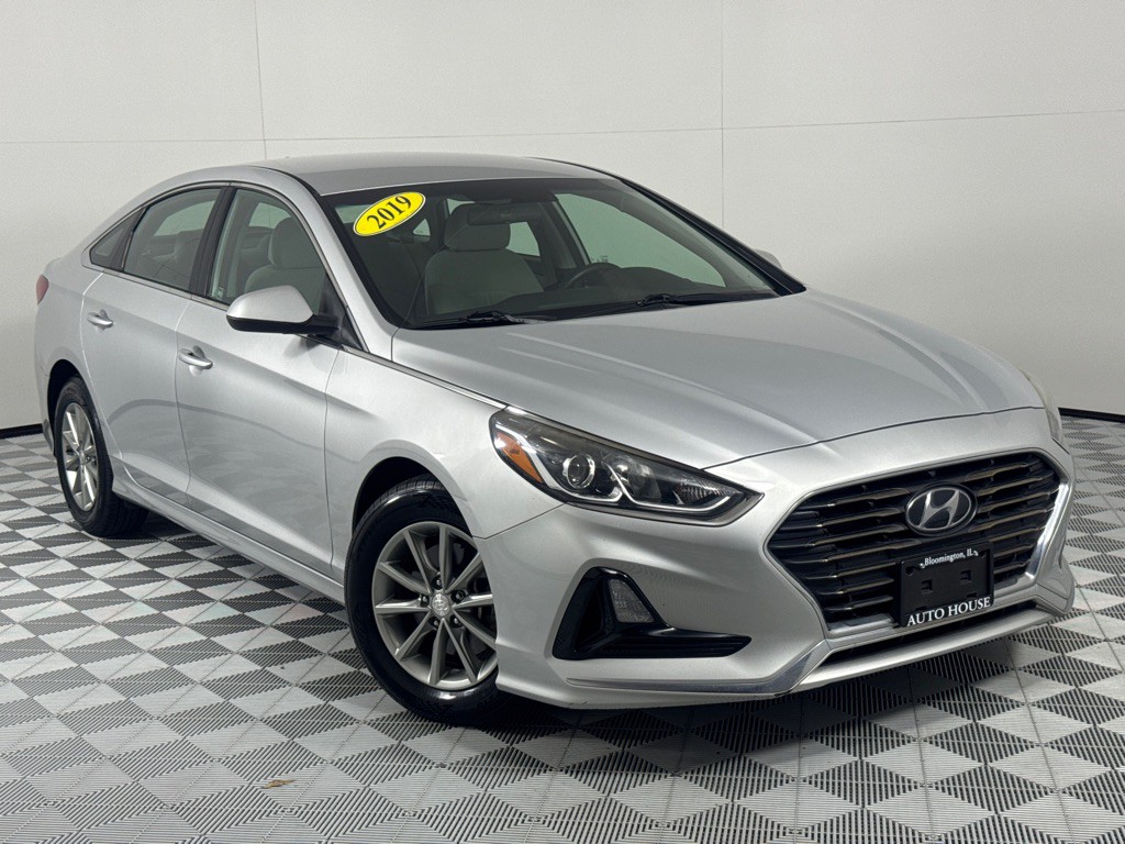 2019 Hyundai Sonata Image 2