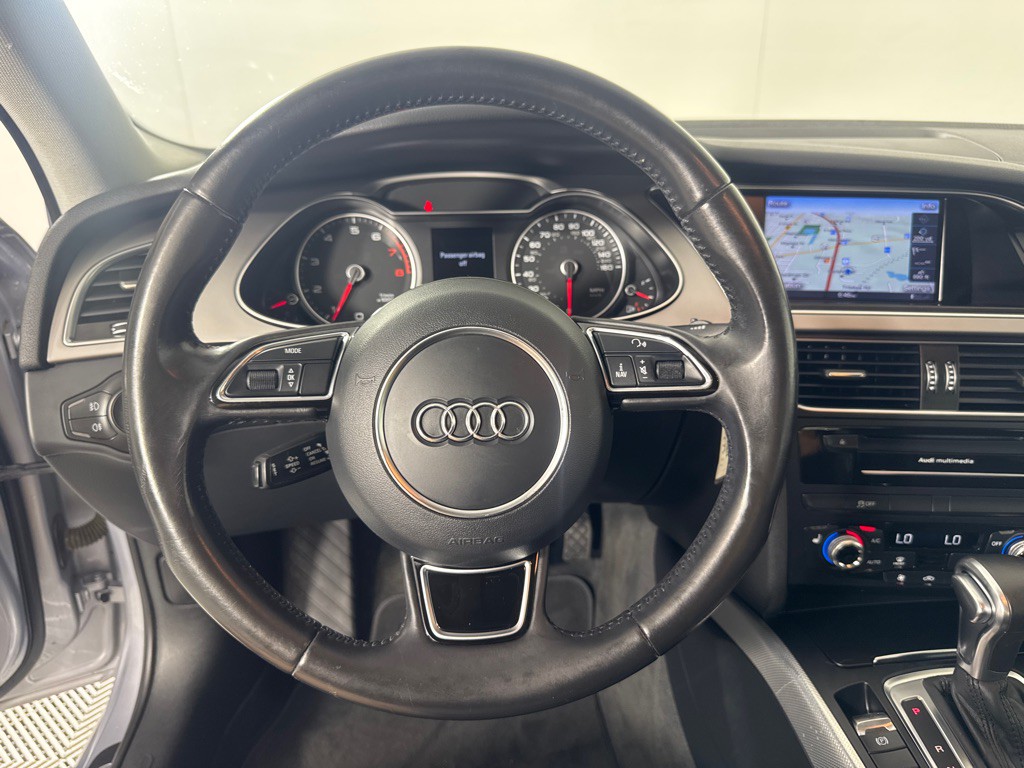 2015 Audi A4 Image 18