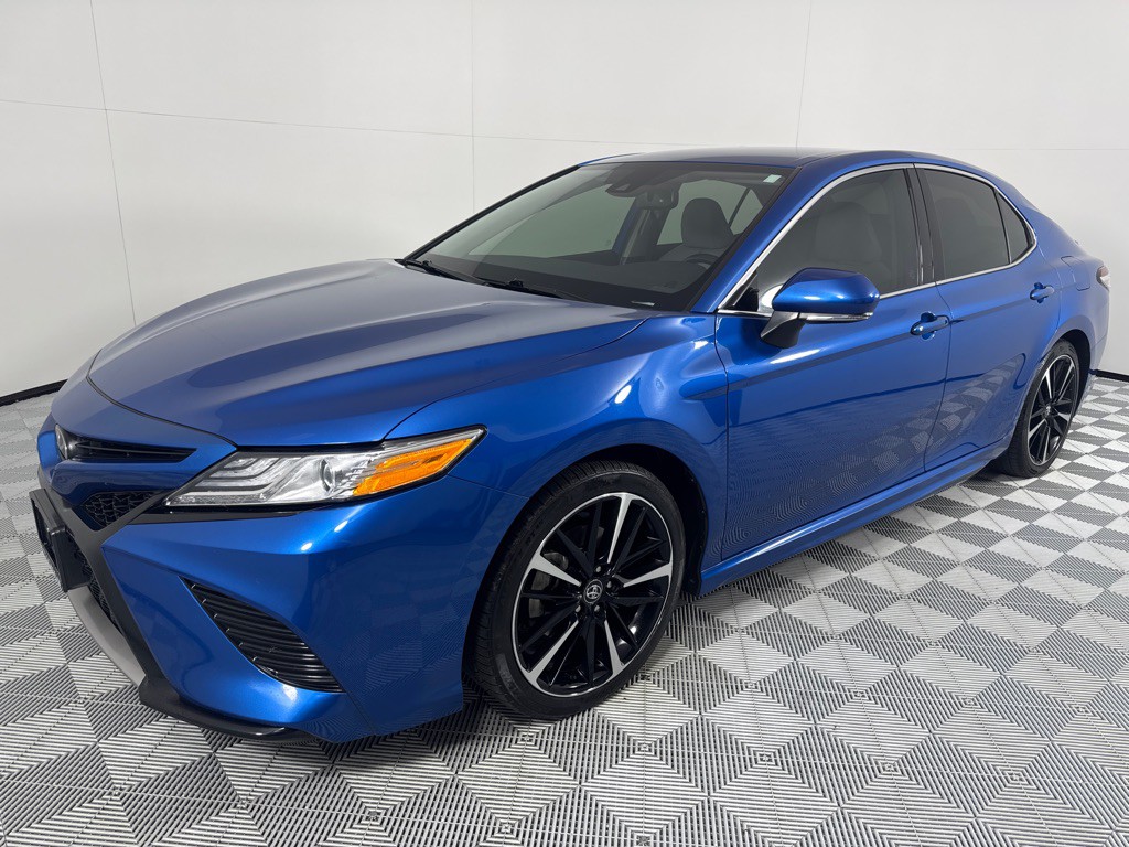2020 Toyota Camry Image 10