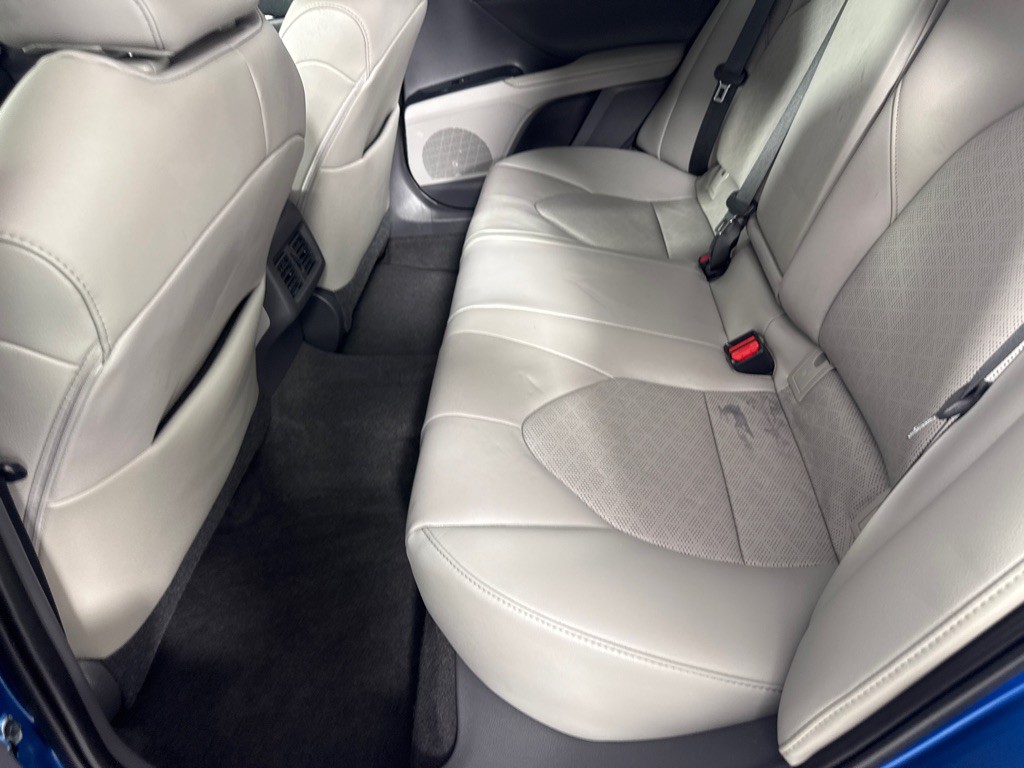 2020 Toyota Camry Image 20