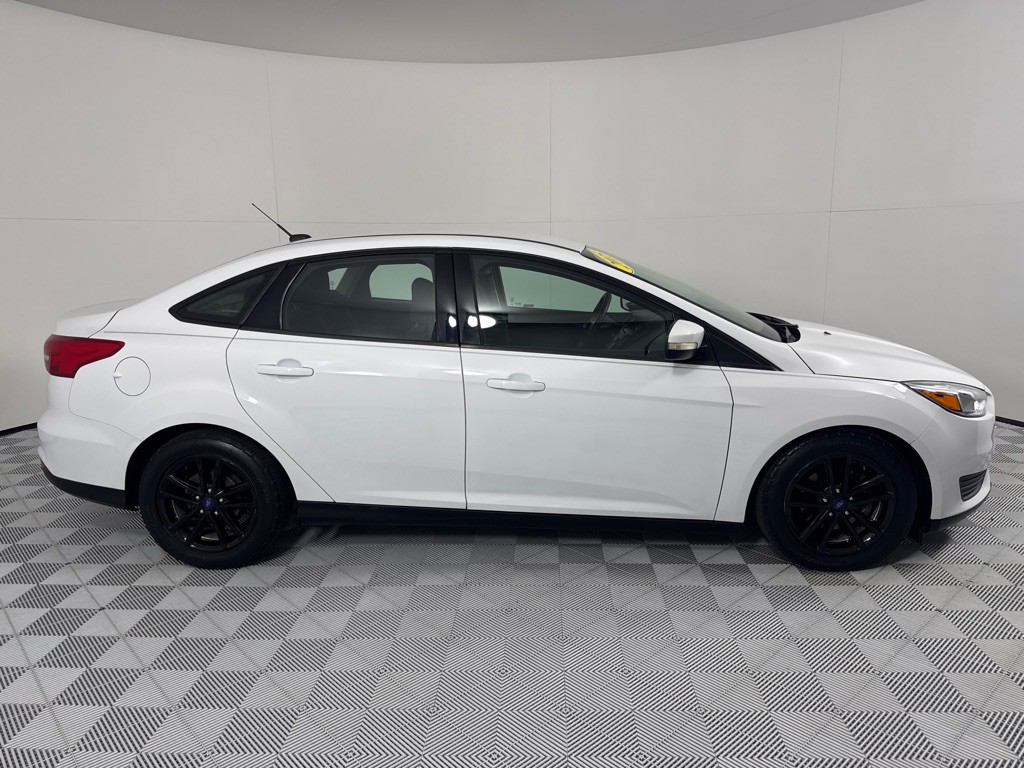 2015 Ford Focus Image 4