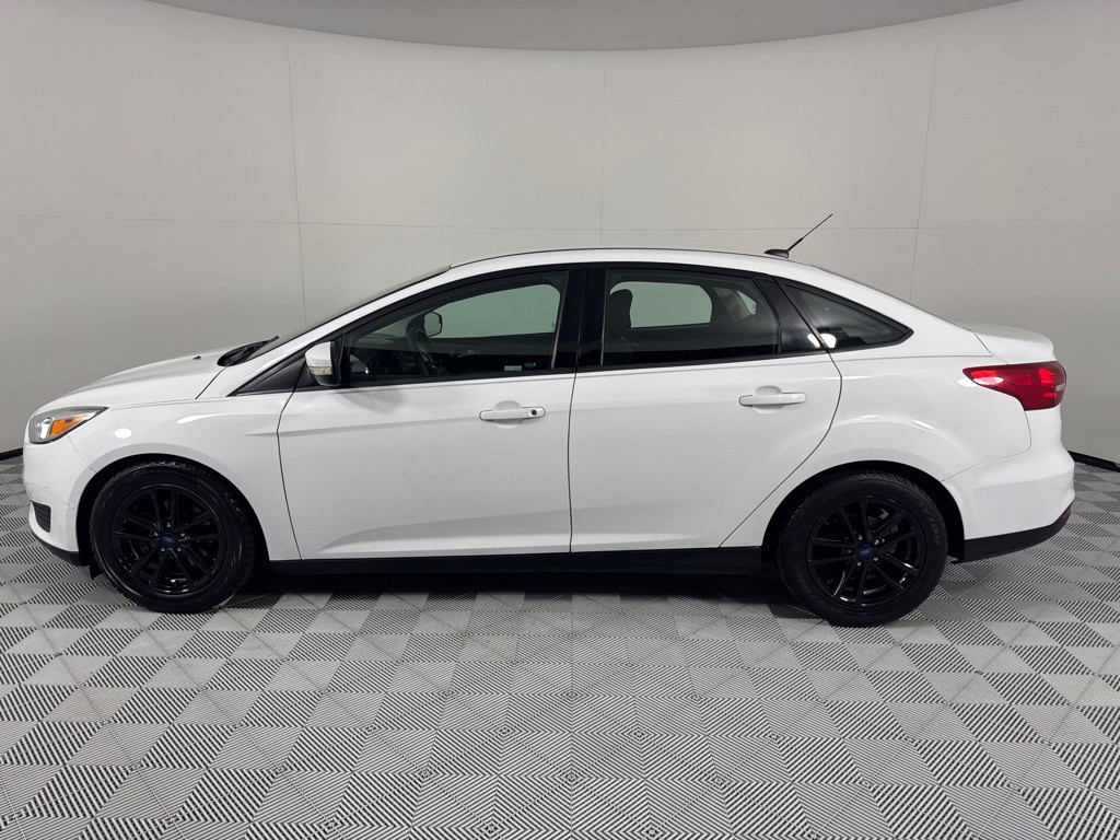 2015 Ford Focus Image 6