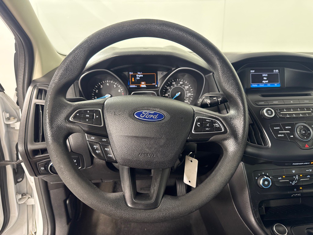 2015 Ford Focus Image 10