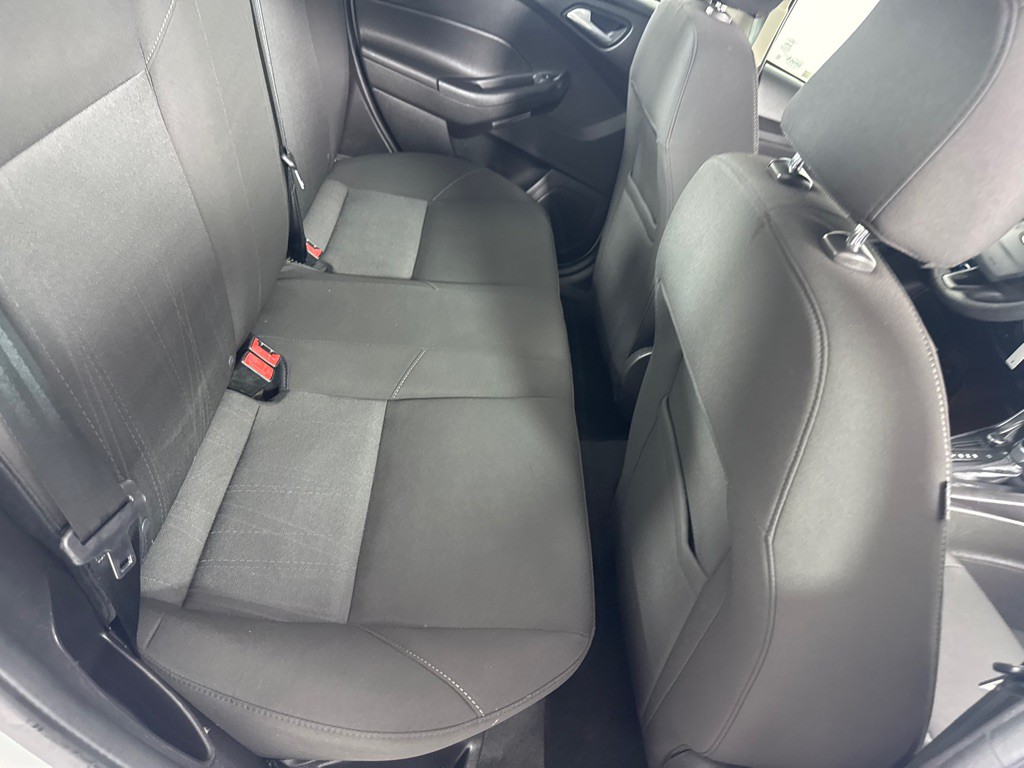 2015 Ford Focus Image 15