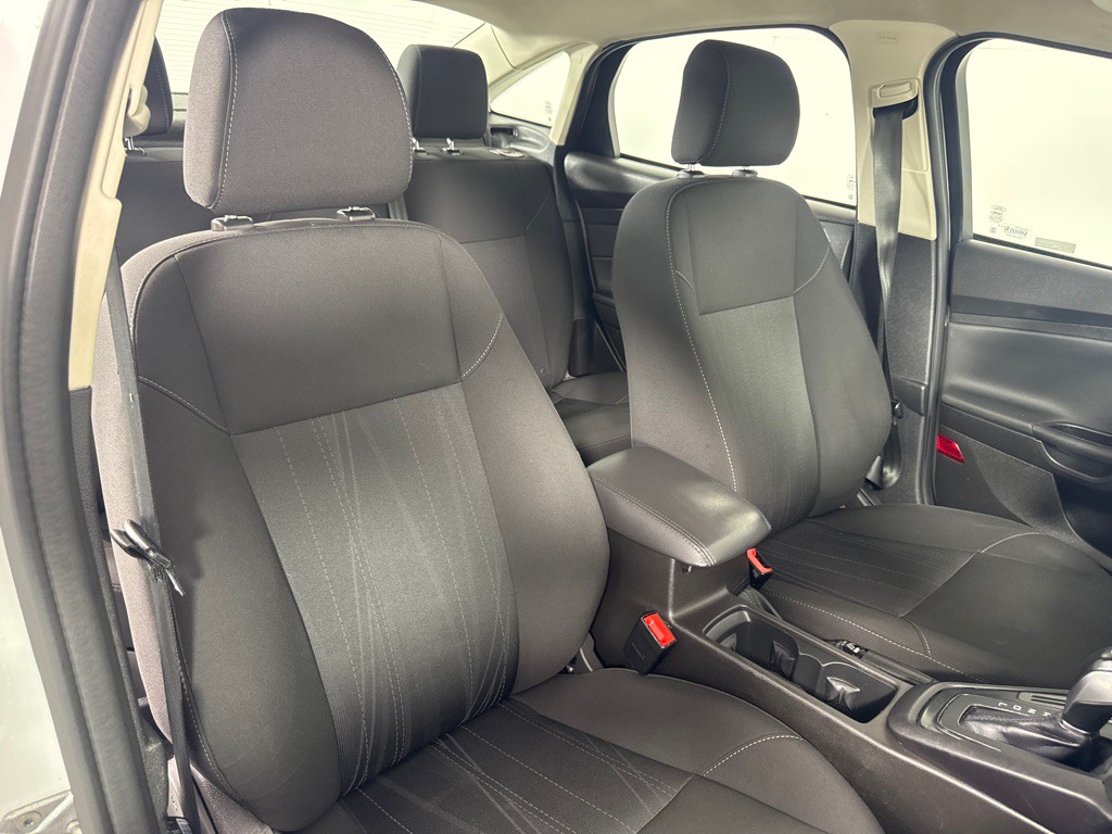 2015 Ford Focus Image 18
