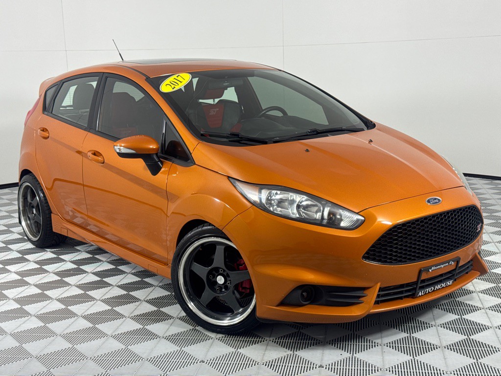 2017 Ford Fiesta Image 2