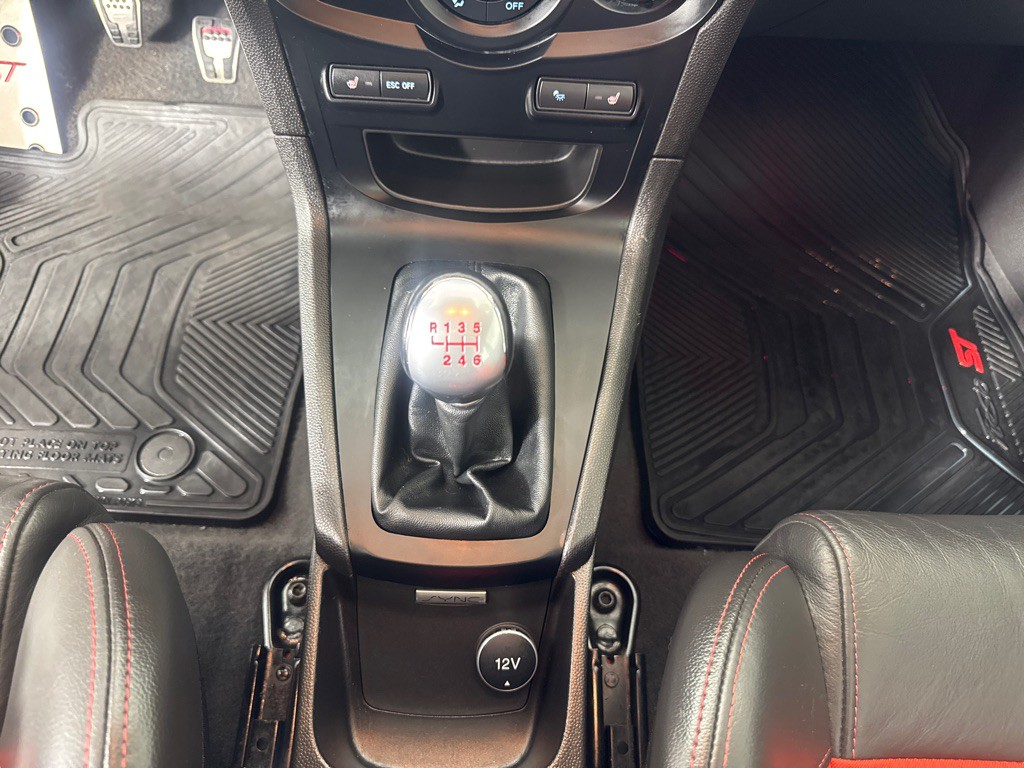 2017 Ford Fiesta Image 19