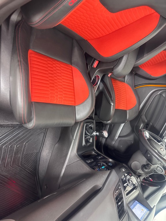2017 Ford Fiesta Image 24
