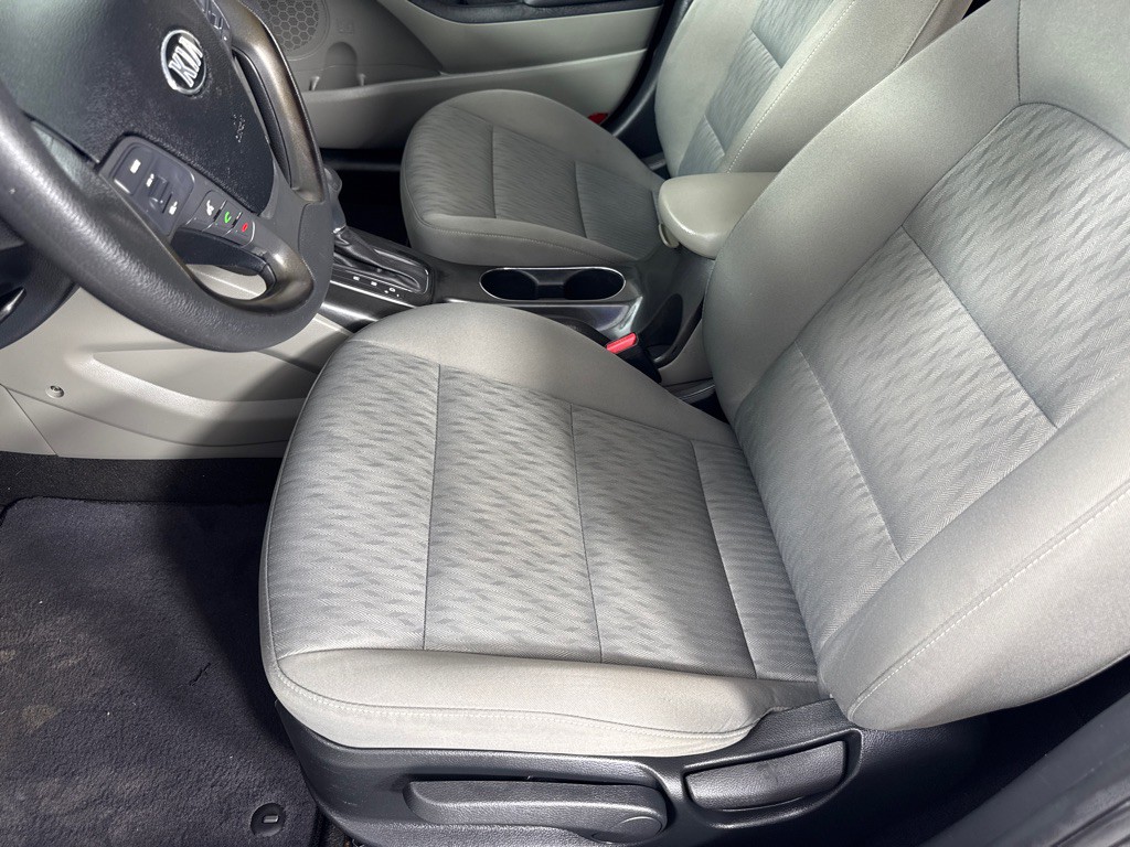 2016 Kia Forte Image 10