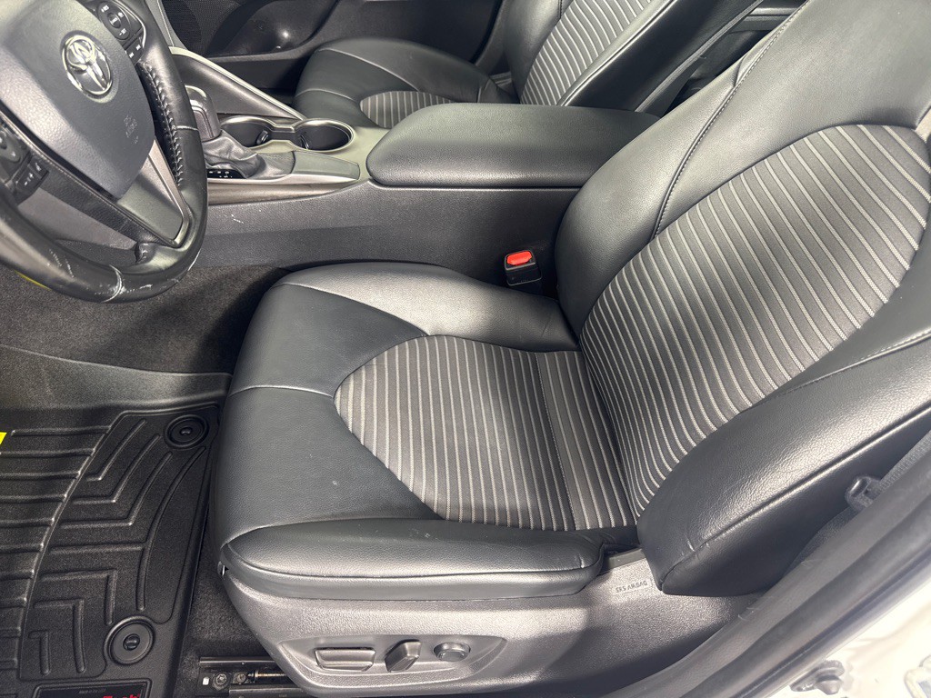 2021 Toyota Camry Image 14