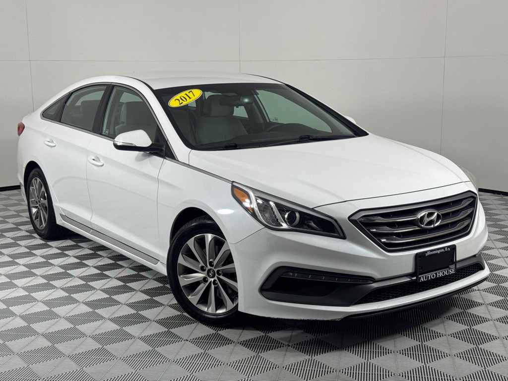 2017 Hyundai Sonata Image 2