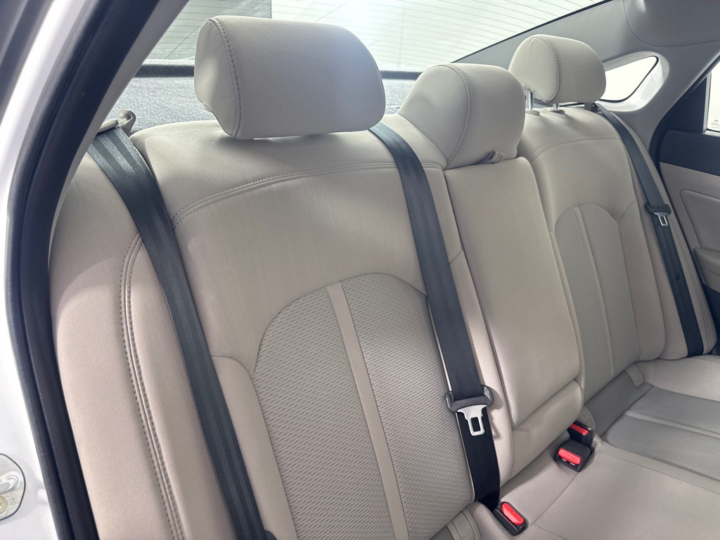 2017 Hyundai Sonata Image 20