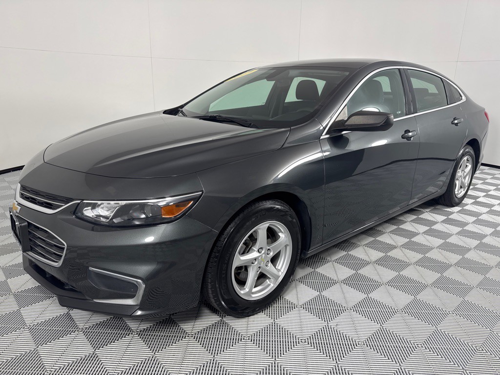 2017 Chevrolet Malibu Image 8