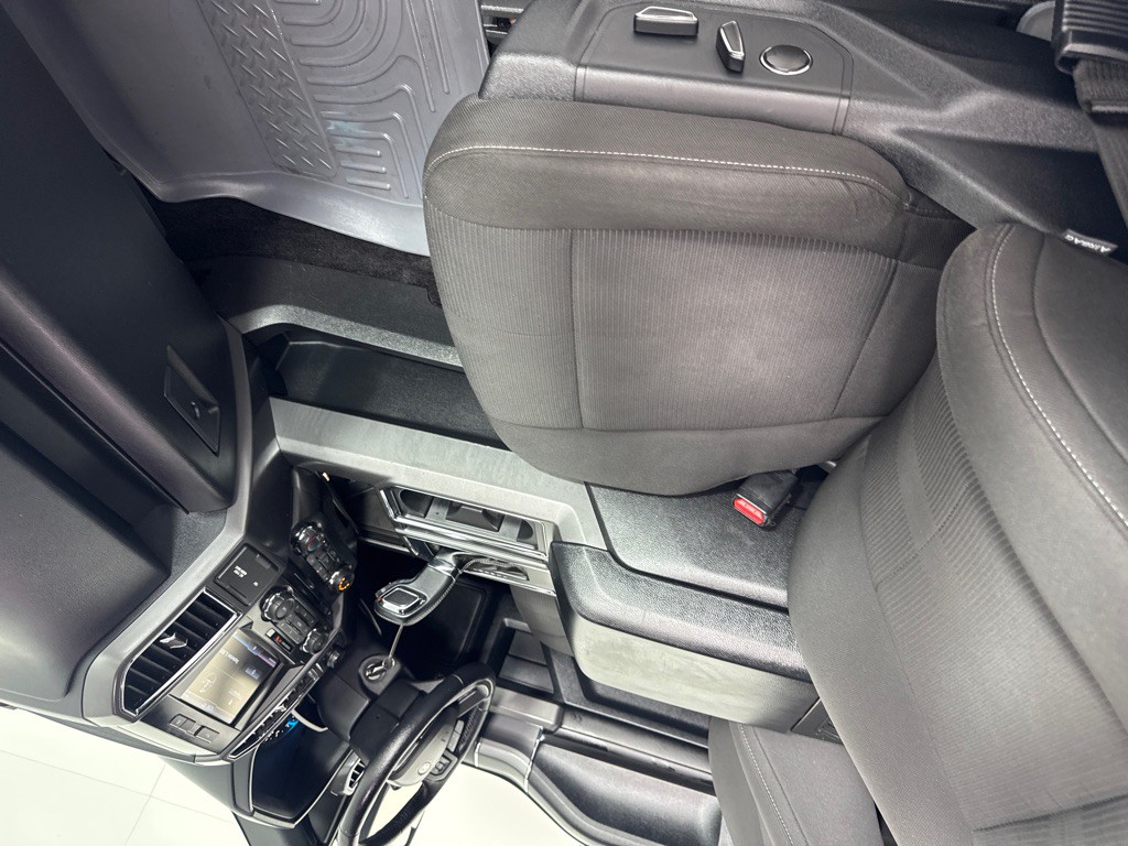 2015 Ford F-150 Image 21