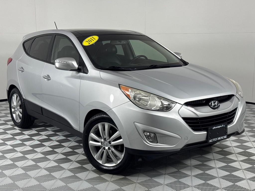 2011 Hyundai Tucson Image 2