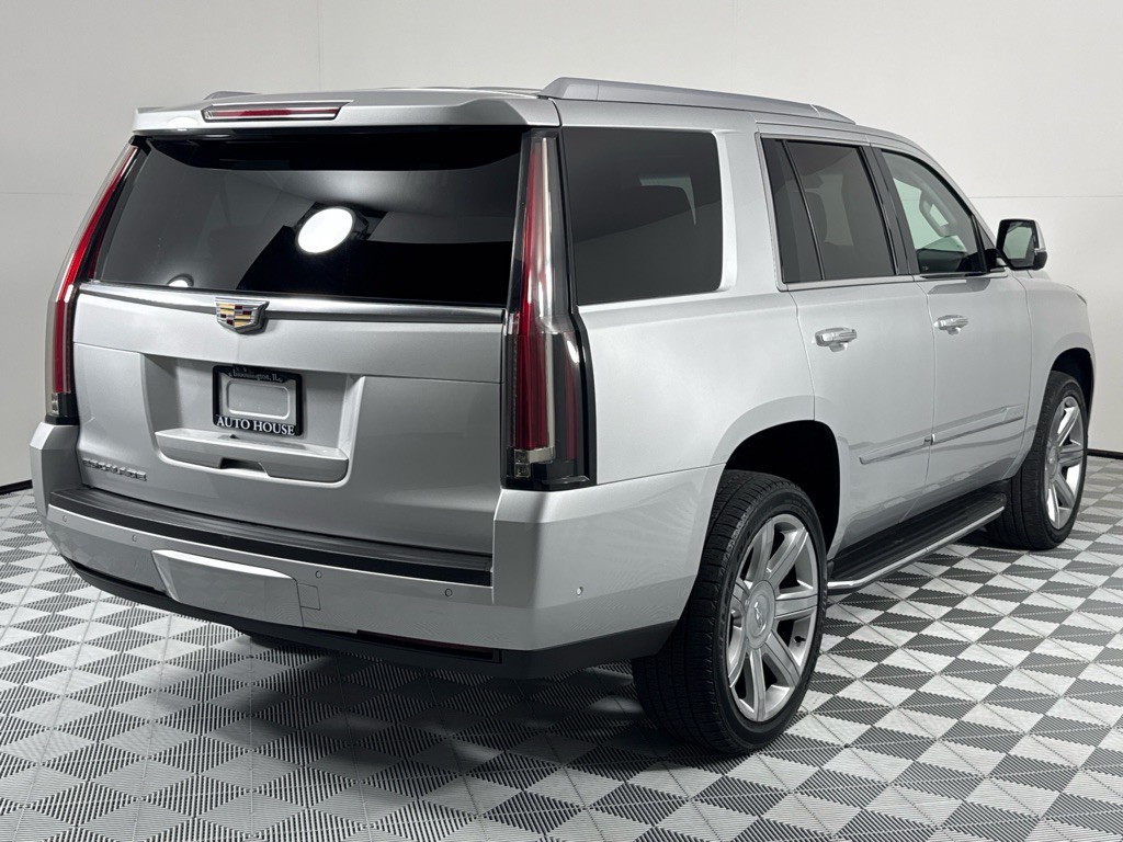 2017 Cadillac Escalade Image 5