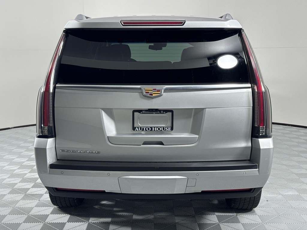 2017 Cadillac Escalade Image 6