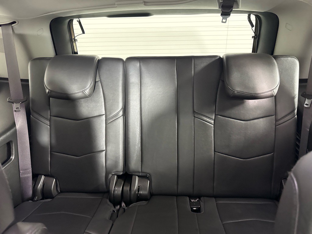 2017 Cadillac Escalade Image 23