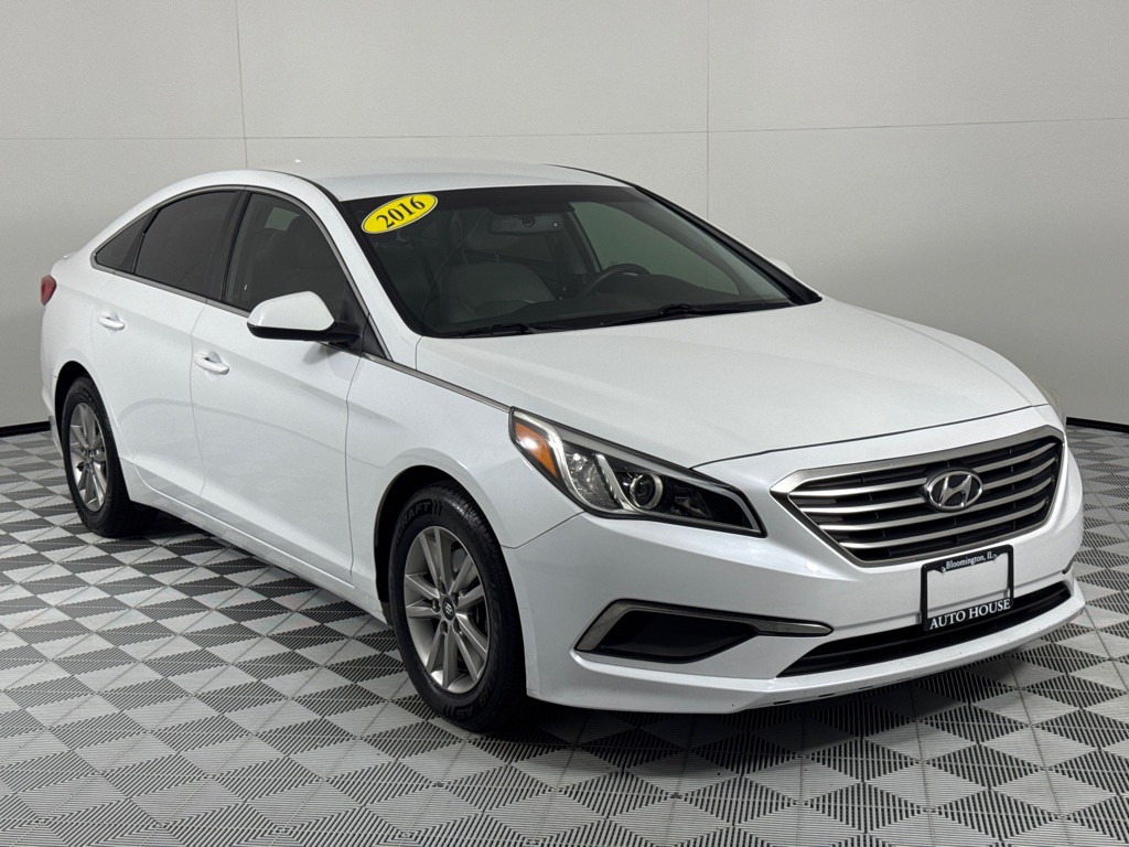 2016 Hyundai Sonata Image 3