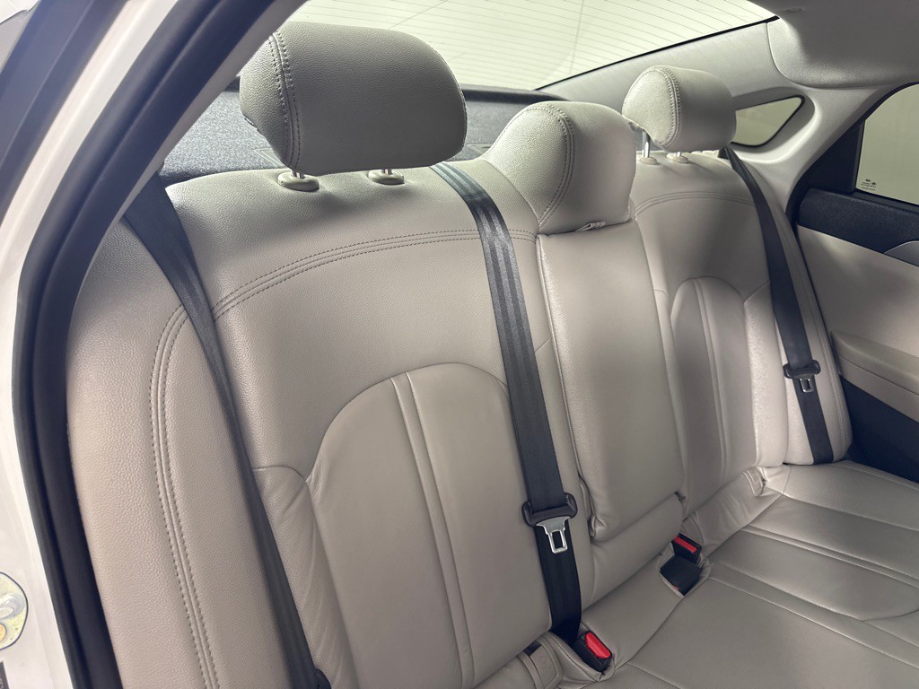 2016 Hyundai Sonata Image 20