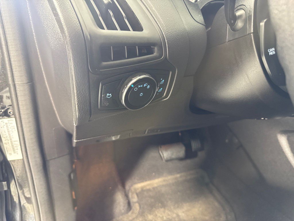 2014 Ford Focus Image 13