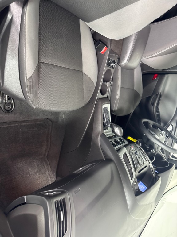 2014 Ford Focus Image 21