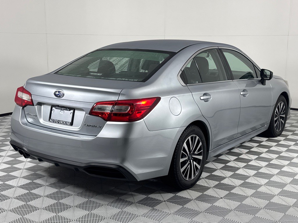 2018 Subaru Legacy Image 5