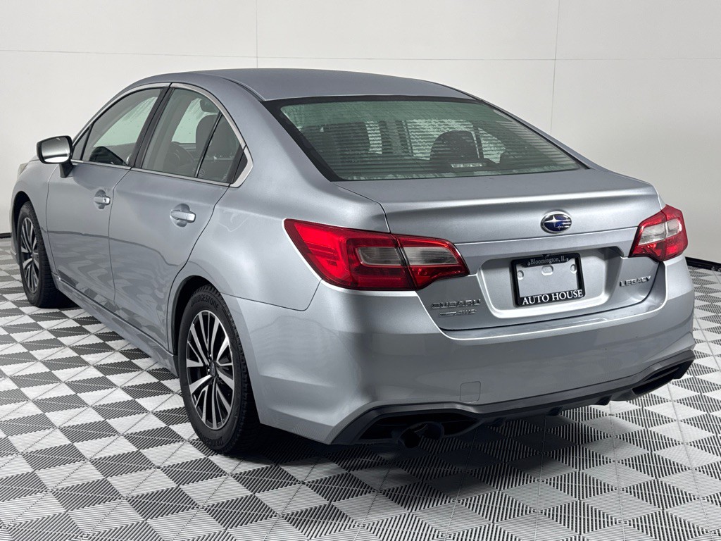 2018 Subaru Legacy Image 7
