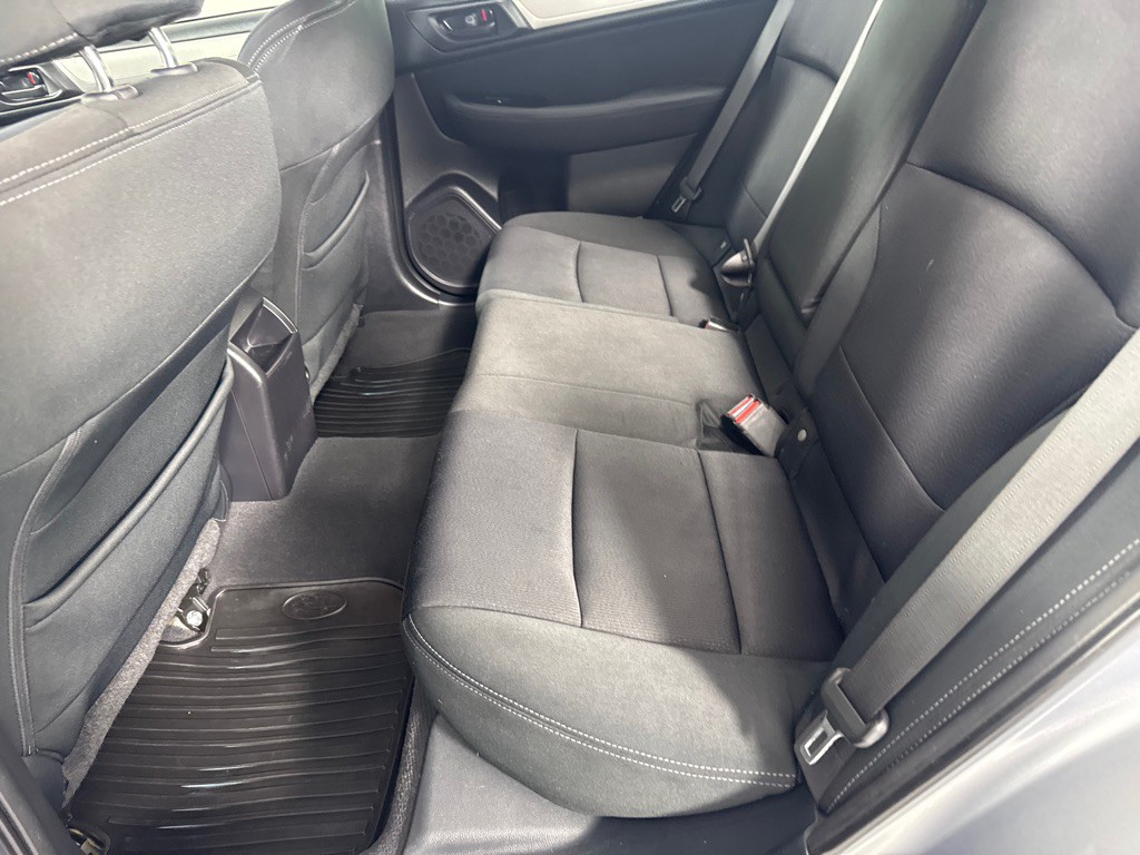 2018 Subaru Legacy Image 21