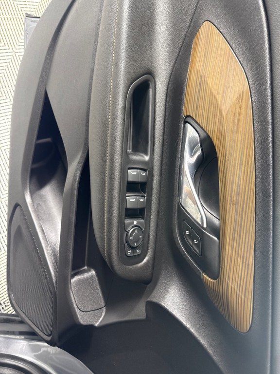 2021 GMC Terrain Image 12