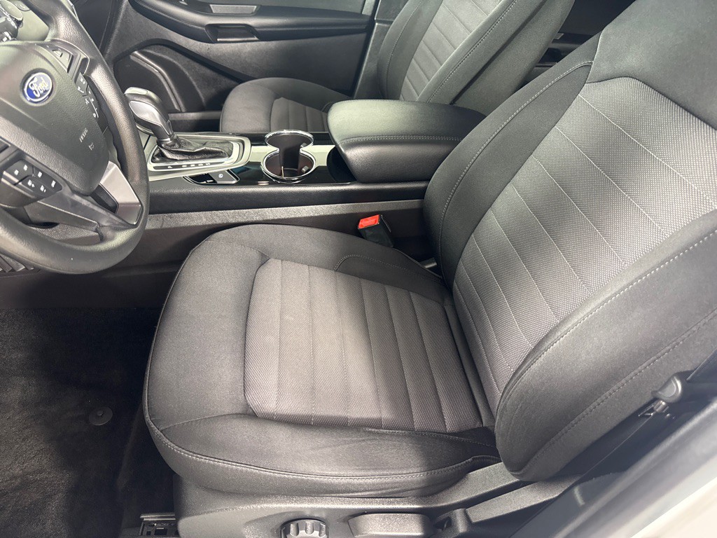 2018 Ford Edge Image 12