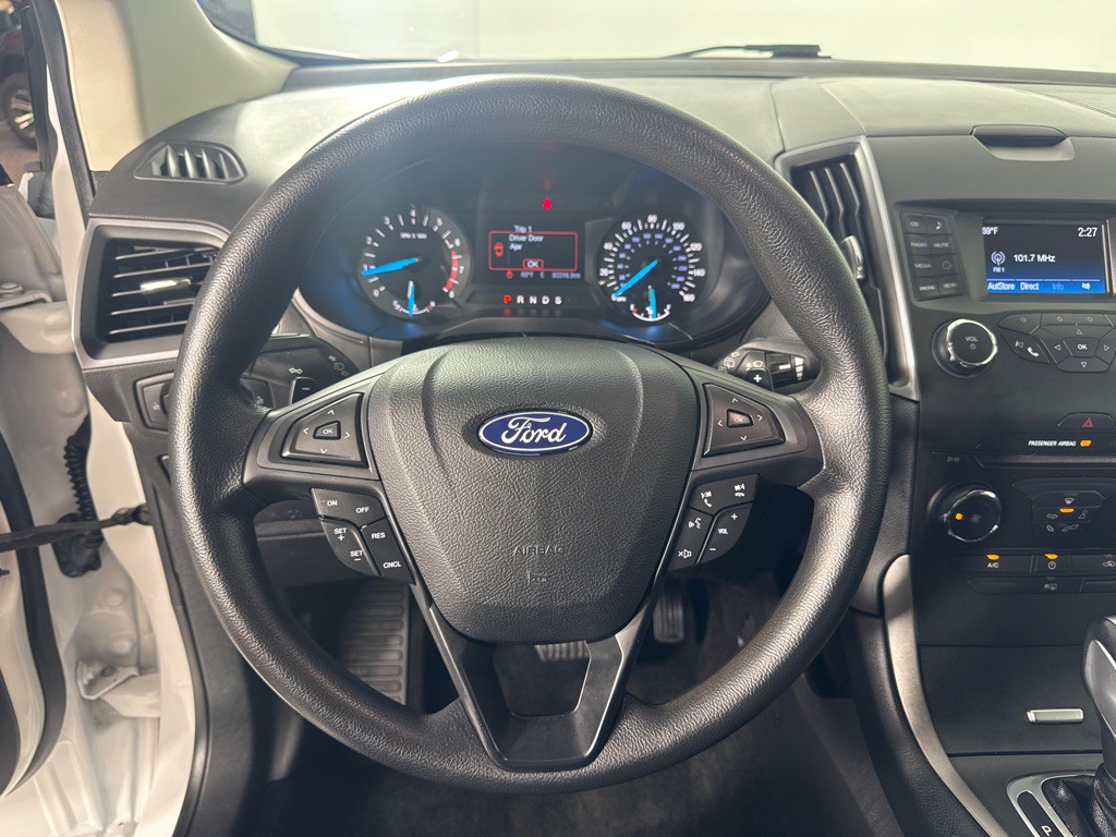 2018 Ford Edge Image 15