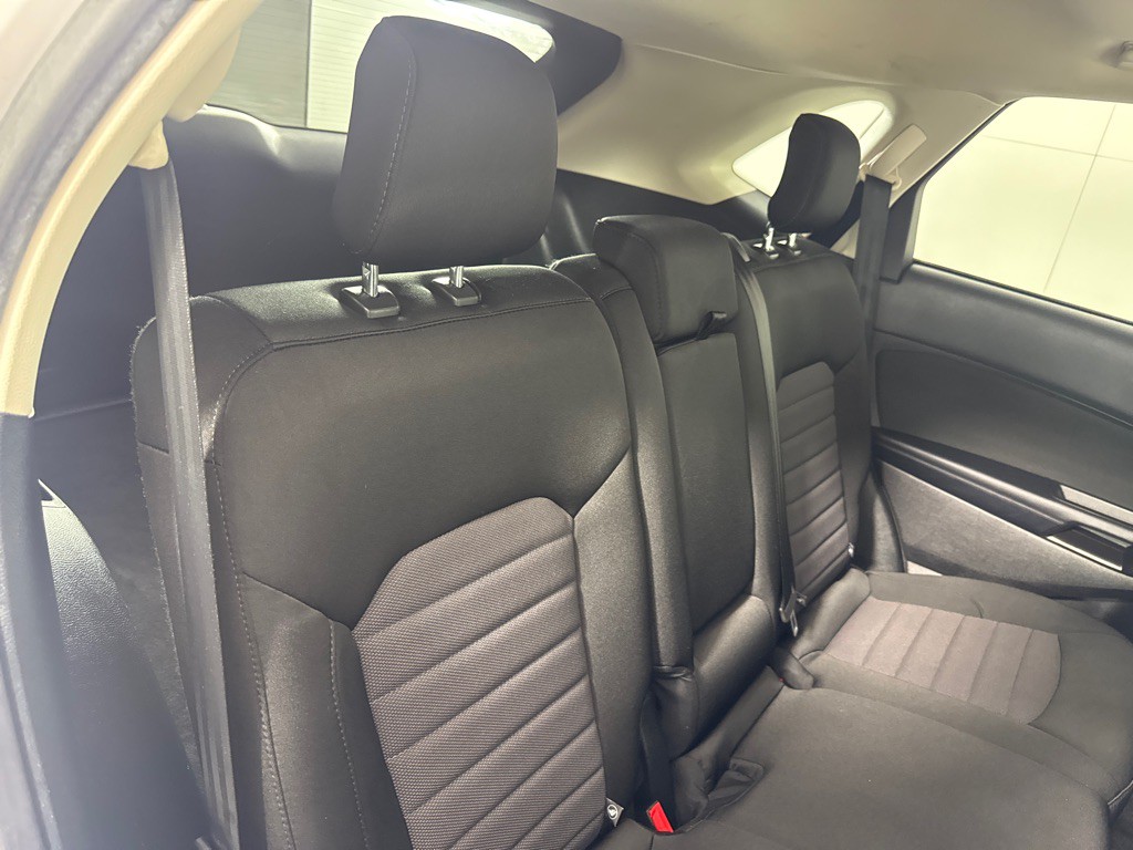 2018 Ford Edge Image 22