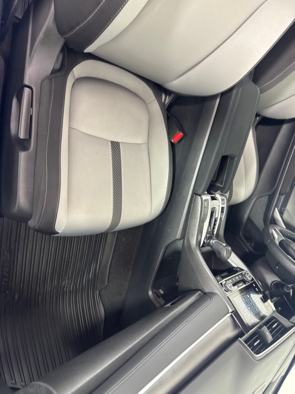 2016 Honda Civic Image 23