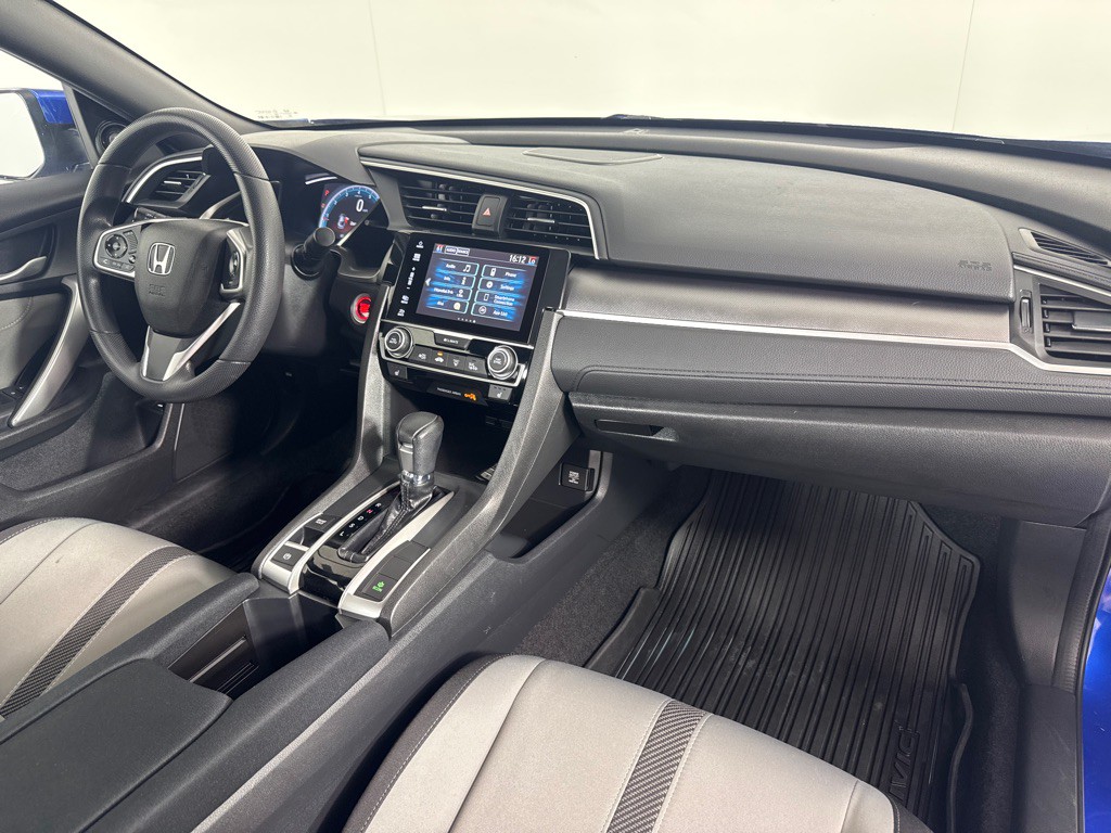2016 Honda Civic Image 25