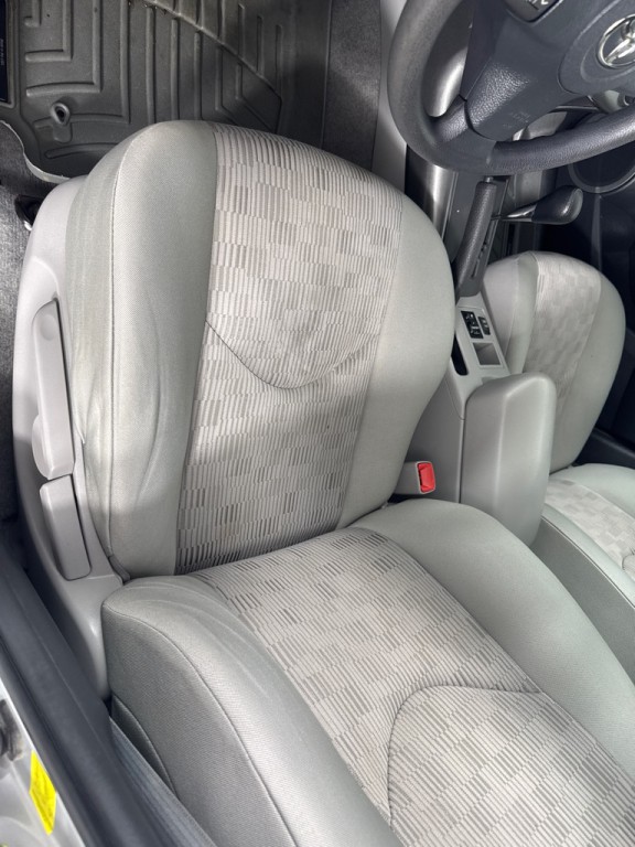 2012 Toyota Rav4 Image 10