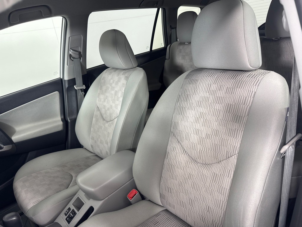 2012 Toyota Rav4 Image 11