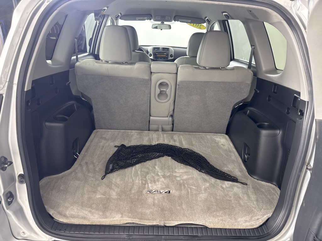 2012 Toyota Rav4 Image 17