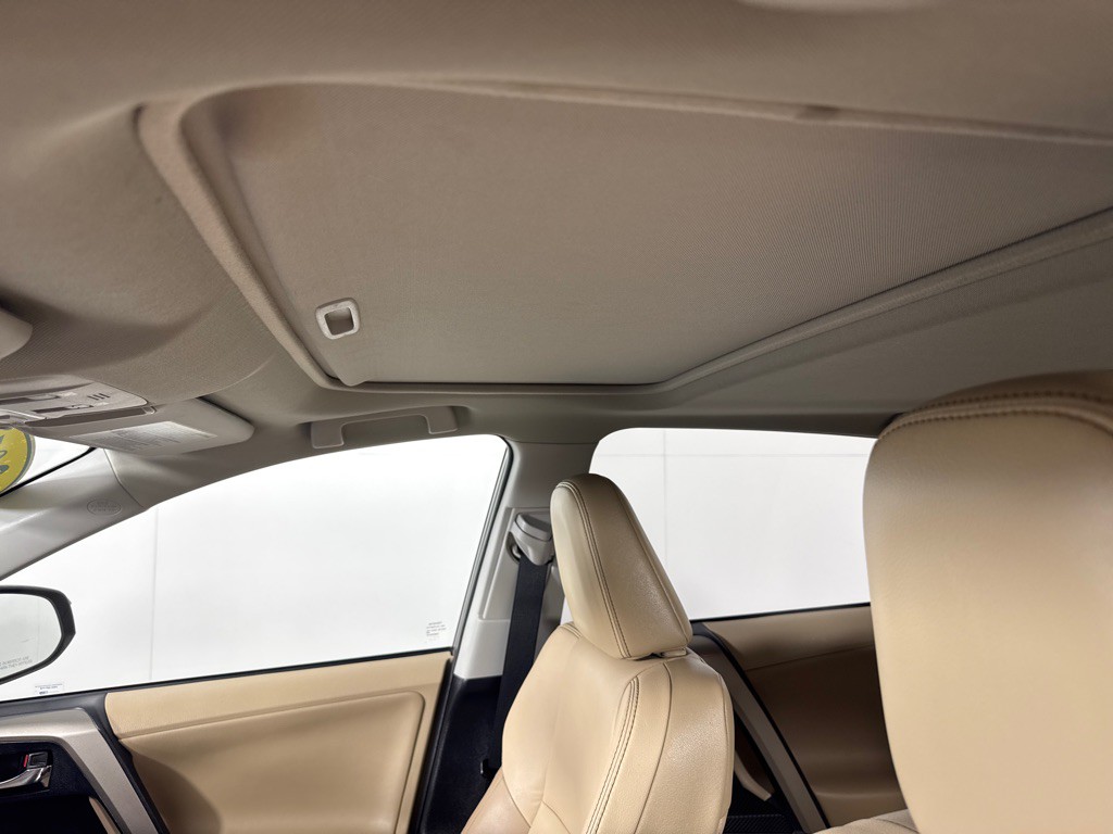 2013 Toyota Rav4 Image 13