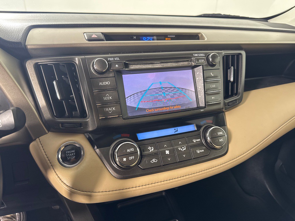 2013 Toyota Rav4 Image 17