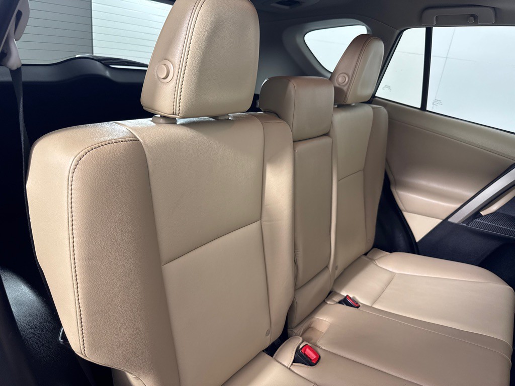 2013 Toyota Rav4 Image 24
