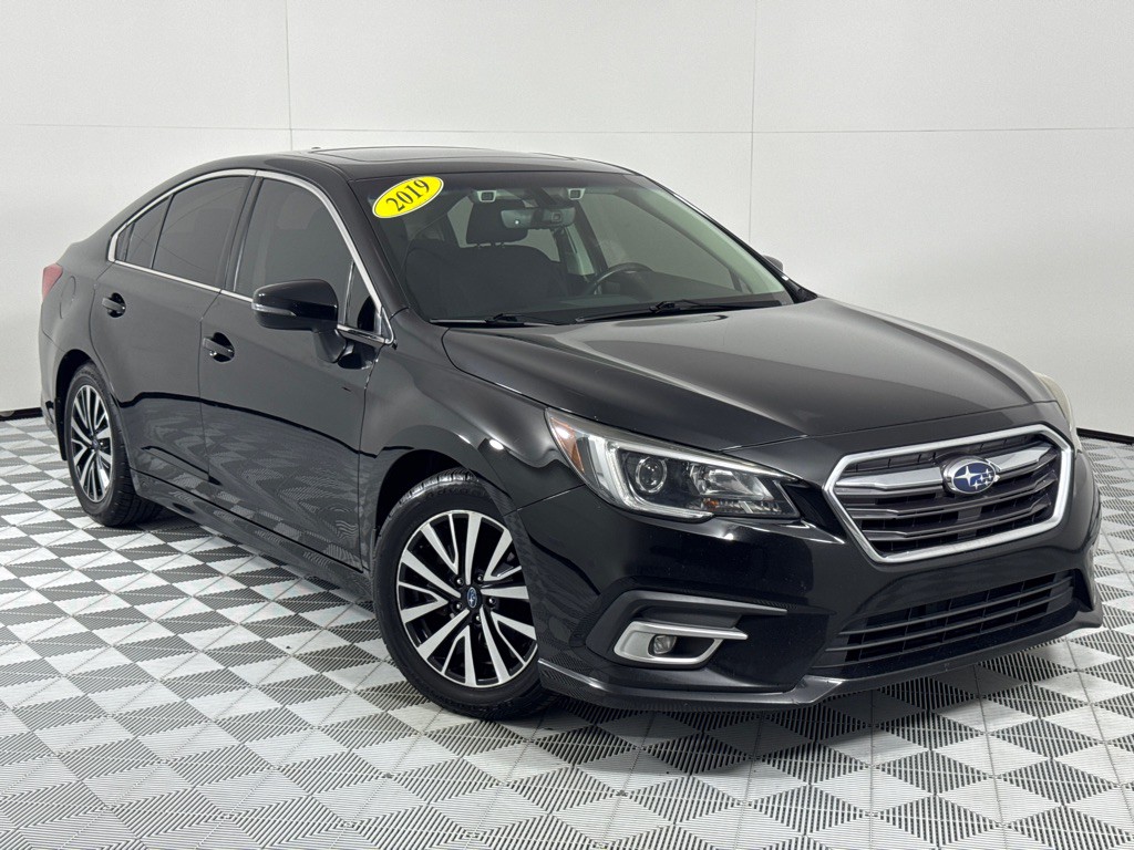 2019 Subaru Legacy Image 2