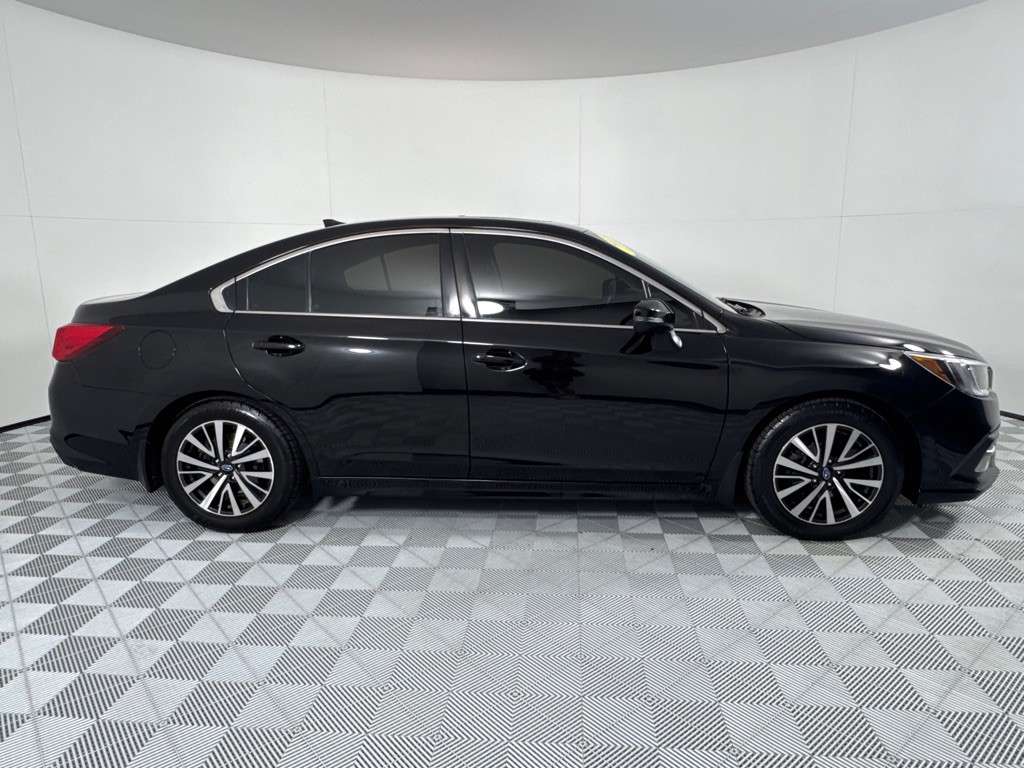2019 Subaru Legacy Image 4