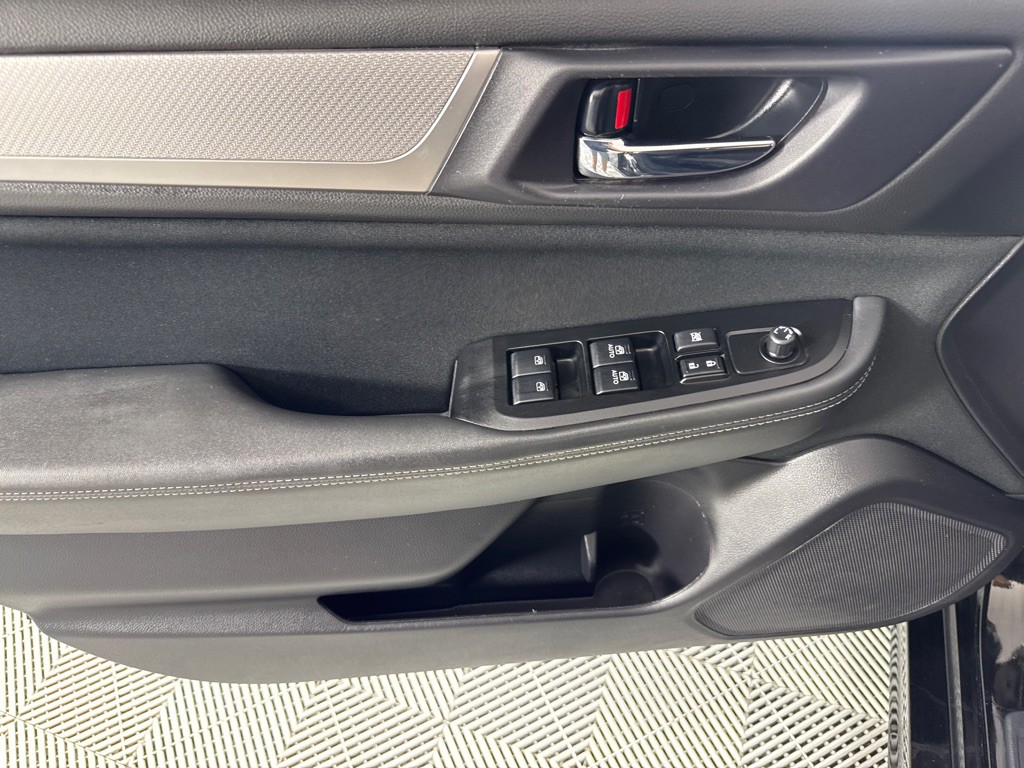 2019 Subaru Legacy Image 11