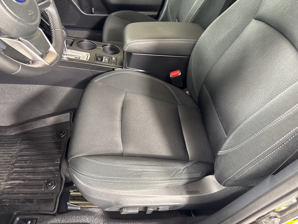 2019 Subaru Legacy Image 12