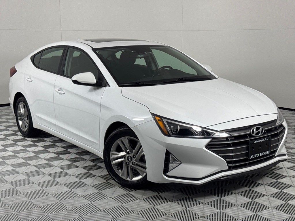 2020 Hyundai Elantra Image 2
