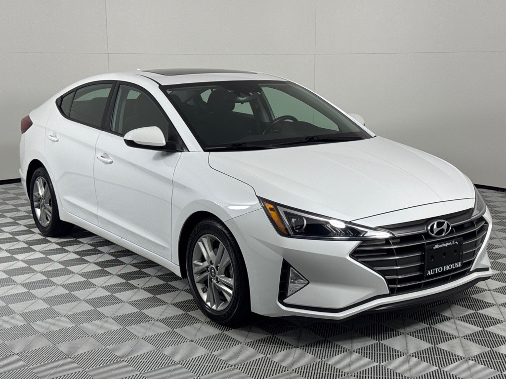 2020 Hyundai Elantra Image 3